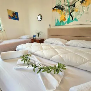 https://guest-house-vila-elezi.albaniahotels.org